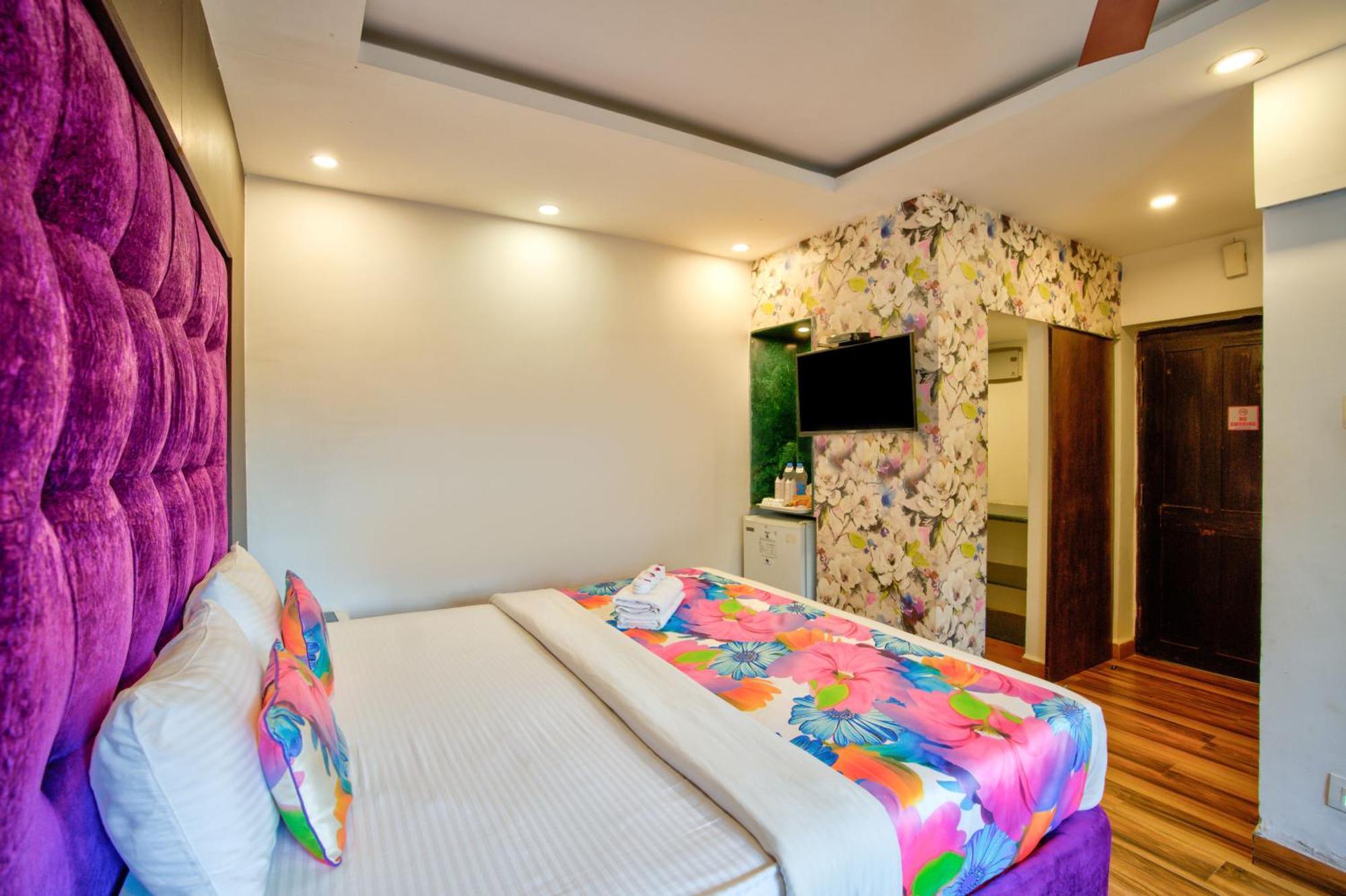 Lemonmint Svelton Manor Hotel Calangute Exterior foto