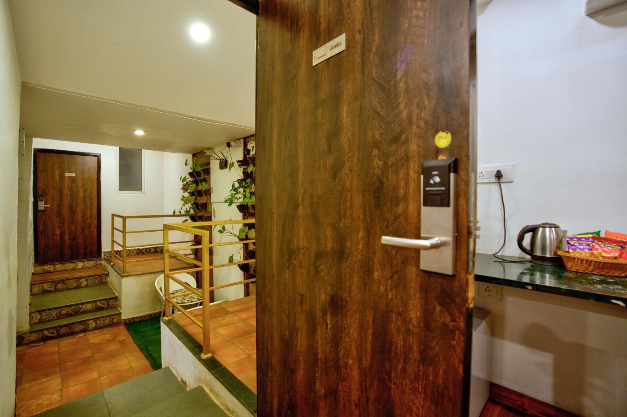 Lemonmint Svelton Manor Hotel Calangute Exterior foto